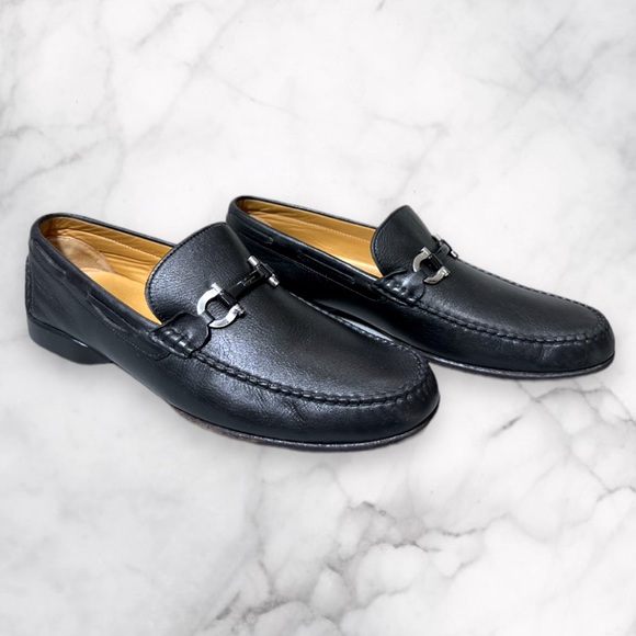 Salvatore Ferragamo Grandioso Leather Gancini Loafers - Picture 1 of 13